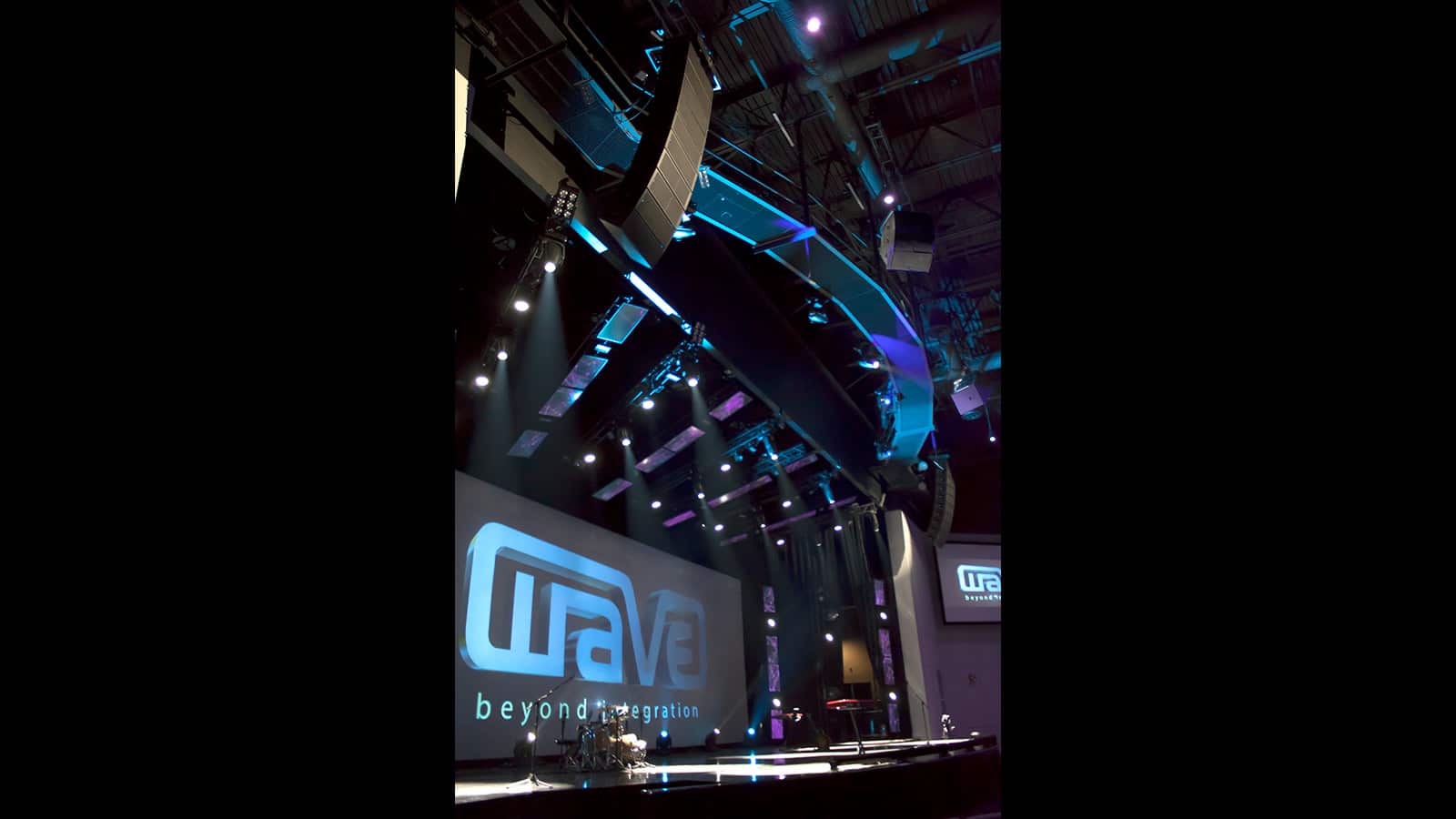 Florida's Celebration Church Unites Congregation with Meyer Sound Surround System