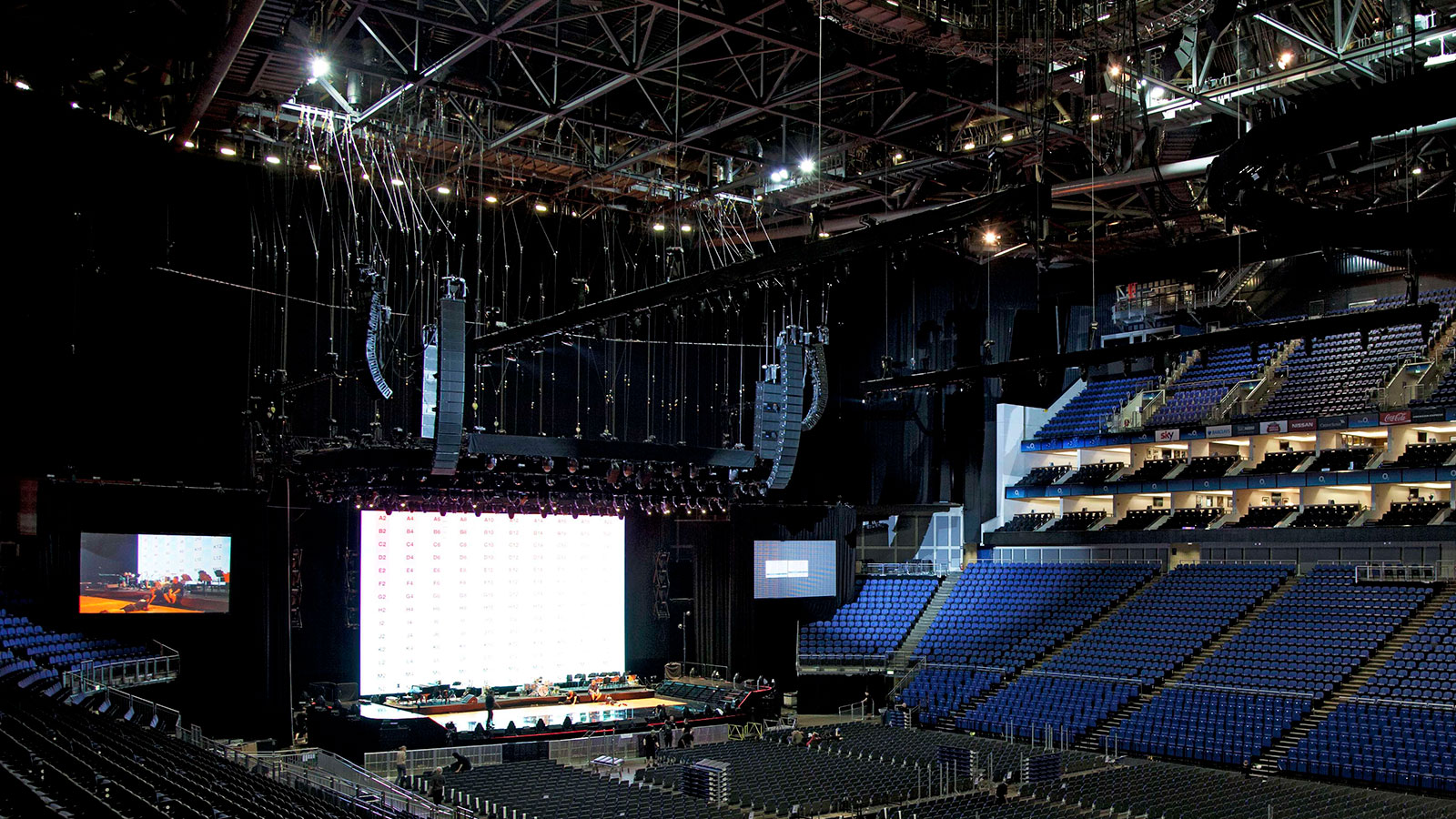 Meyer Sound LEO Reproduces Michael Bublé at London's O2 Arena Like a 