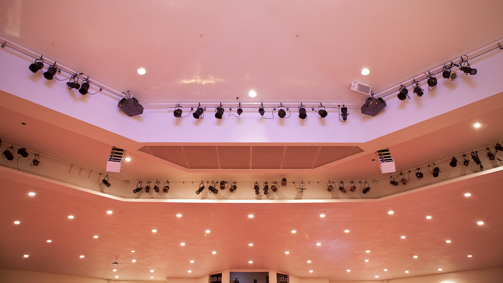 LakeRidge United Methodist Church Adds MINA in Its Third Meyer Sound-Equipped Venue