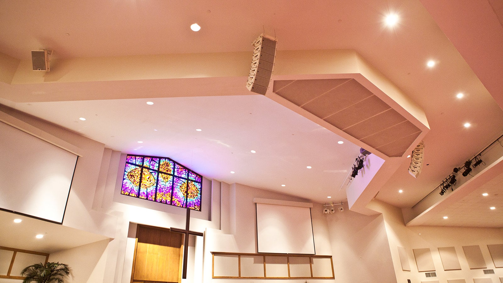 LakeRidge United Methodist Church Adds MINA in Its Third Meyer Sound-Equipped Venue