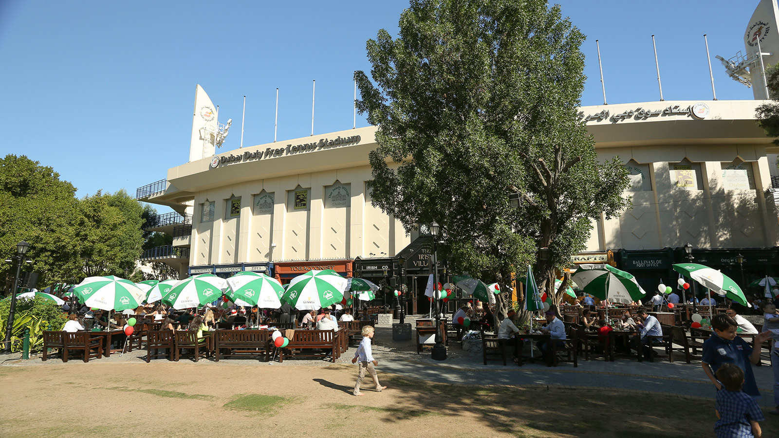 Irish Village Pub in Dubai Extends Outdoor Terrace with Meyer Sound 48 V Loudspeakers