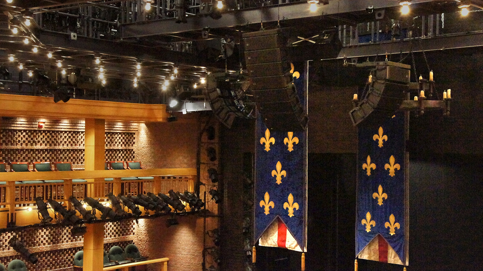 Meyer Sound M1D Proves Ideal for Deep Thrust Stage at Chicago Shakespeare Theater