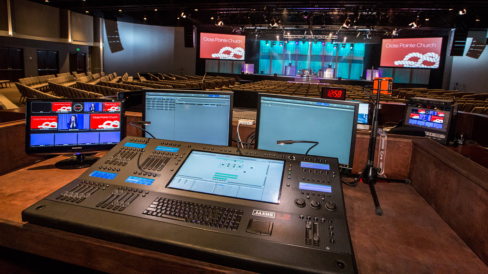 Cross Pointe Church in Georgia Upgrades to Meyer Sound MICA & 1100-LFC