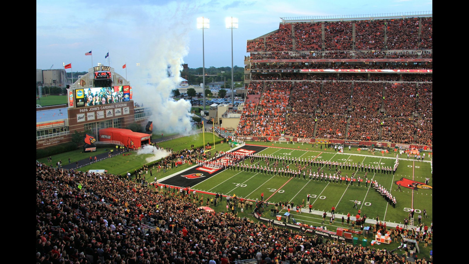 Louisville Football Stadium Delivers High-Impact Game Experience with Meyer Sound LEO