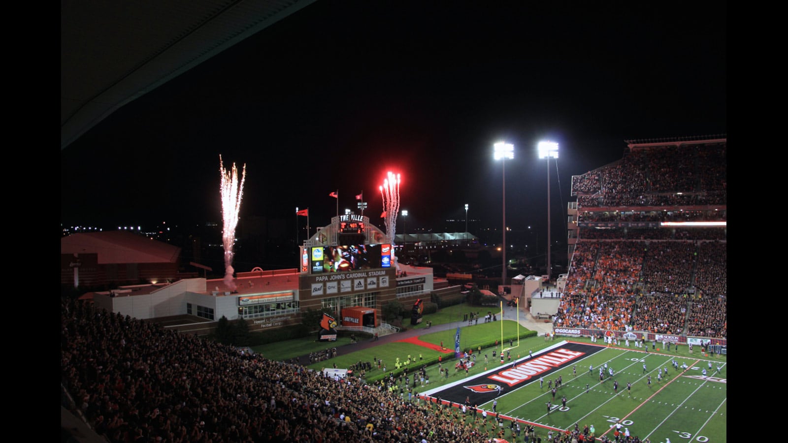 Louisville Football Stadium Delivers High-Impact Game Experience with Meyer Sound LEO