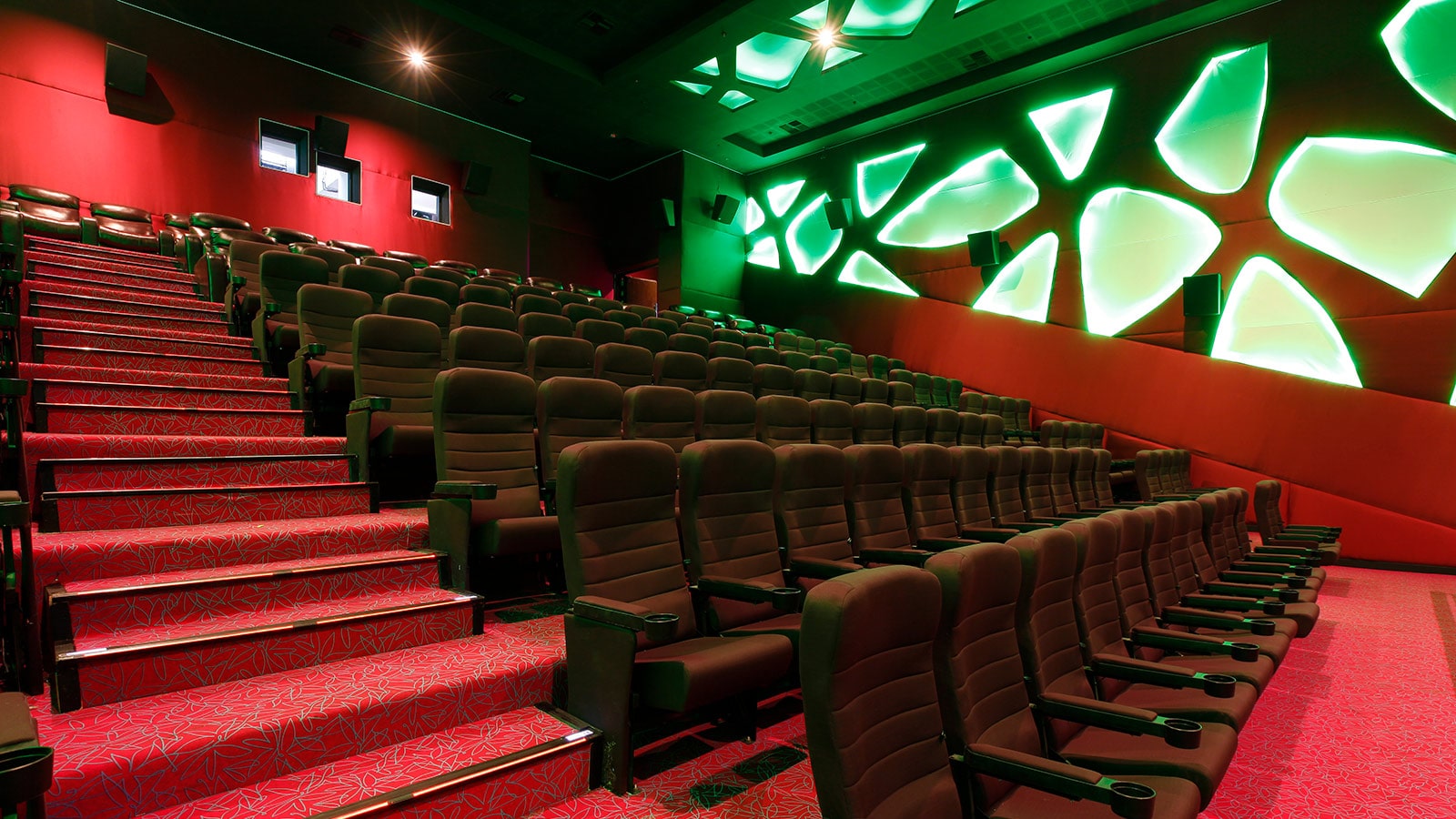 Cine de Chef Installs First Meyer Sound Cinema Systems in Nepal