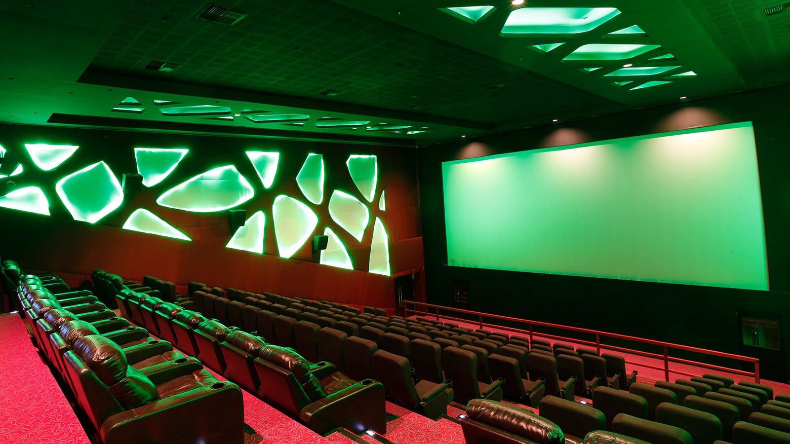 Cine de Chef Installs First Meyer Sound Cinema Systems in Nepal