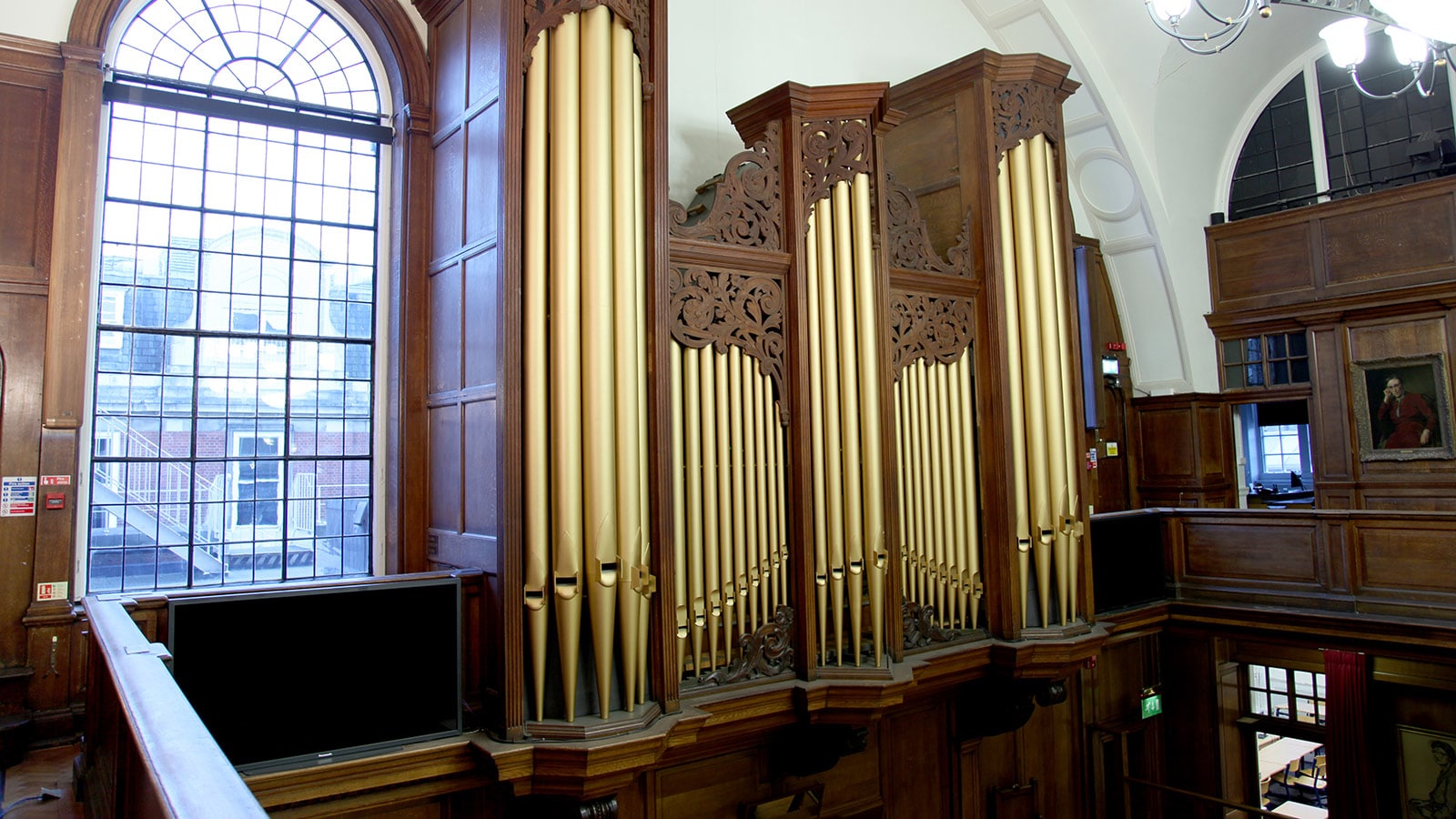 St. Paul's Girls' School in London Installs UK's First Meyer Sound CAL Column Array System