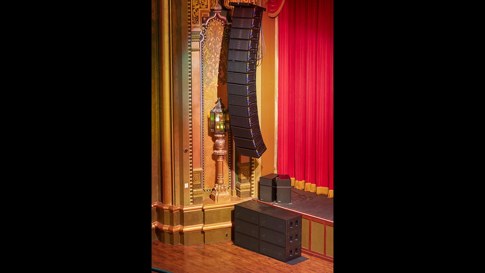 Oakland's Fox Theater Turns to Bay Area Neighbor Meyer Sound for Upgraded  LYON System