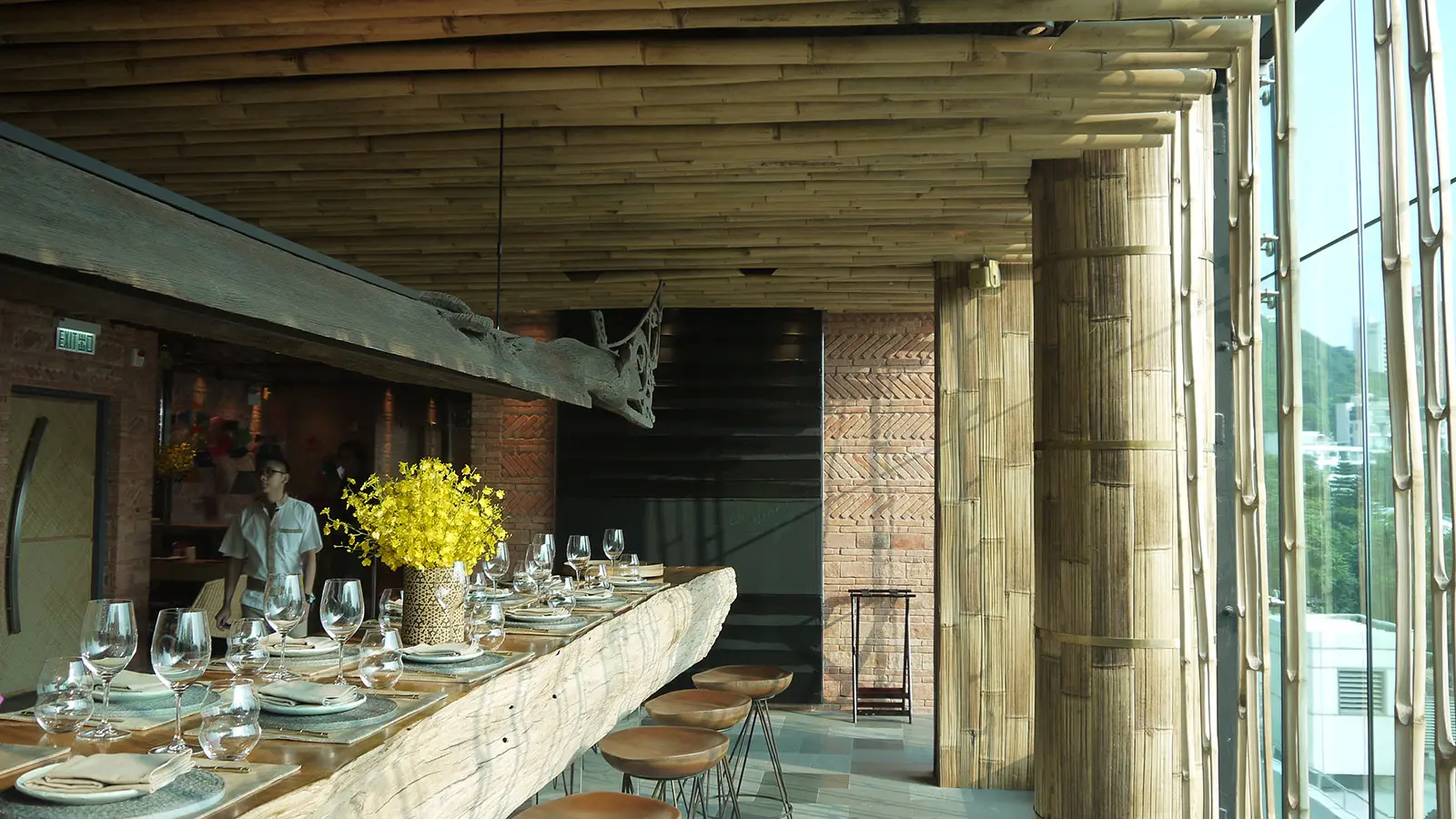 Meyer Sound Systems Provide Unobtrusive Sound for Hong Kong Restaurants