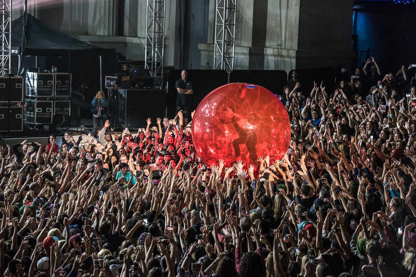 Meyer Sound LYON Provides Scalable Solution for Twenty One Pilots World Tour