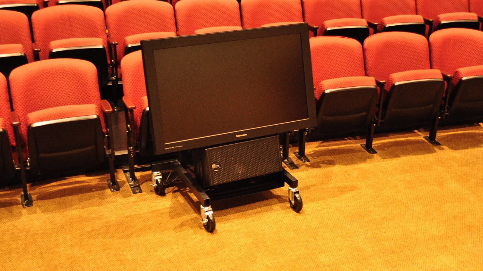 ICON Live Technologies Improves Communication at Prasco's Auditorium with Meyer Sound MINA