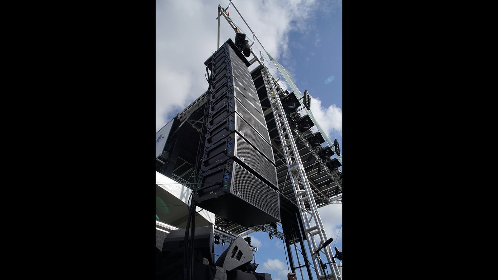 Savannah Music Festival Moves Up and Outside with Meyer Sound LEO Family