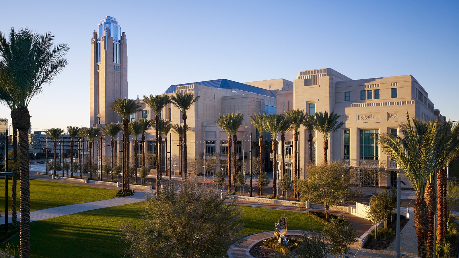 Smith Center in Las Vegas Upgrades Meyer Sound System  to LEO Family