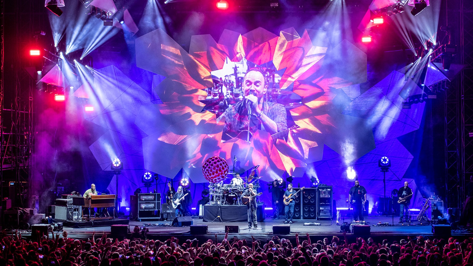 DMB Taps Pent-Up Demand on Jam-Packed Summer Tour with Meyer Sound LEO Family