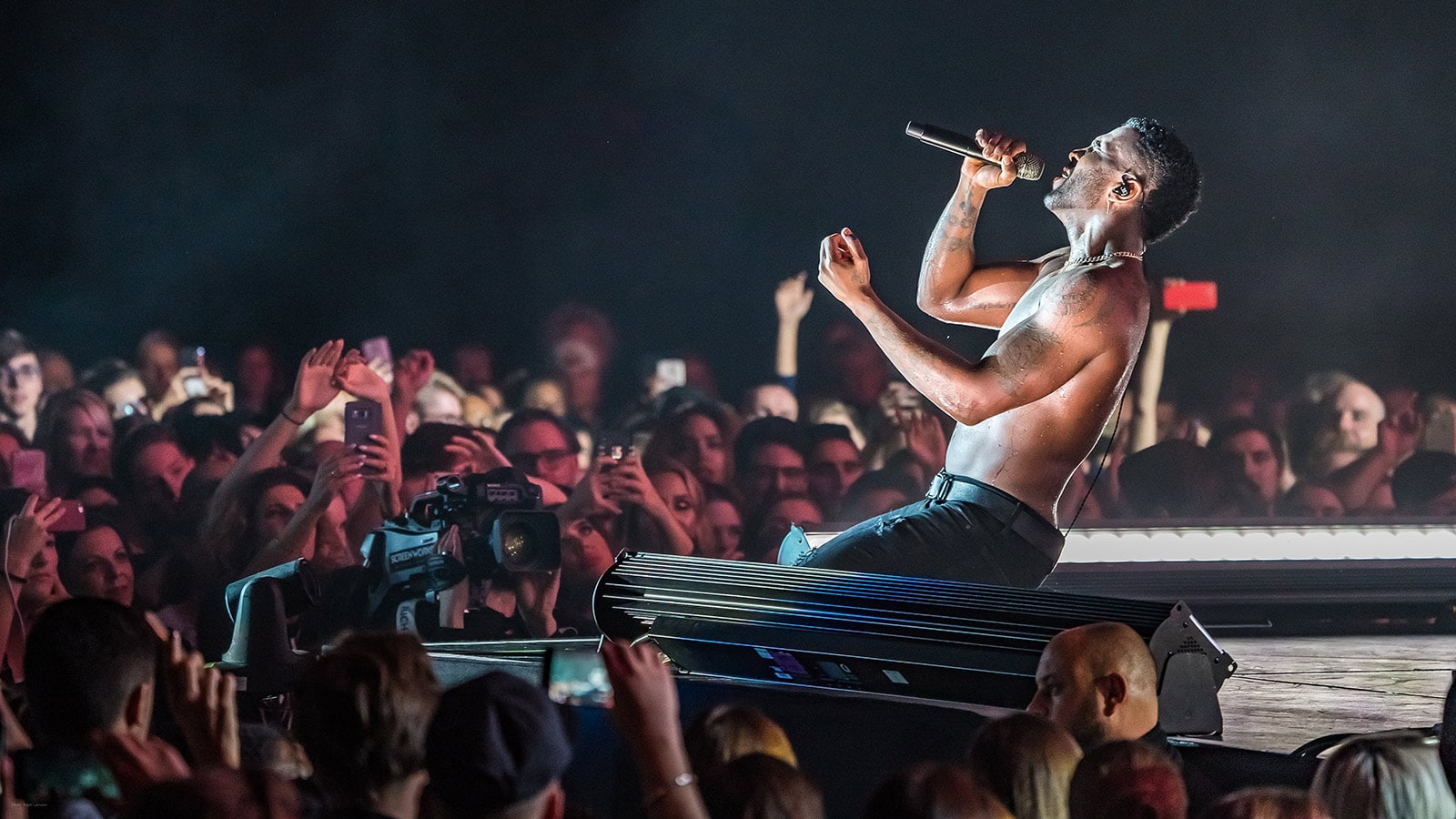 Global Superstar Jason Derulo Delivers High-Energy “2Sides World Tour” Across Europe Using Wigwam Acoustics’ Meyer Sound LEO Family Rig