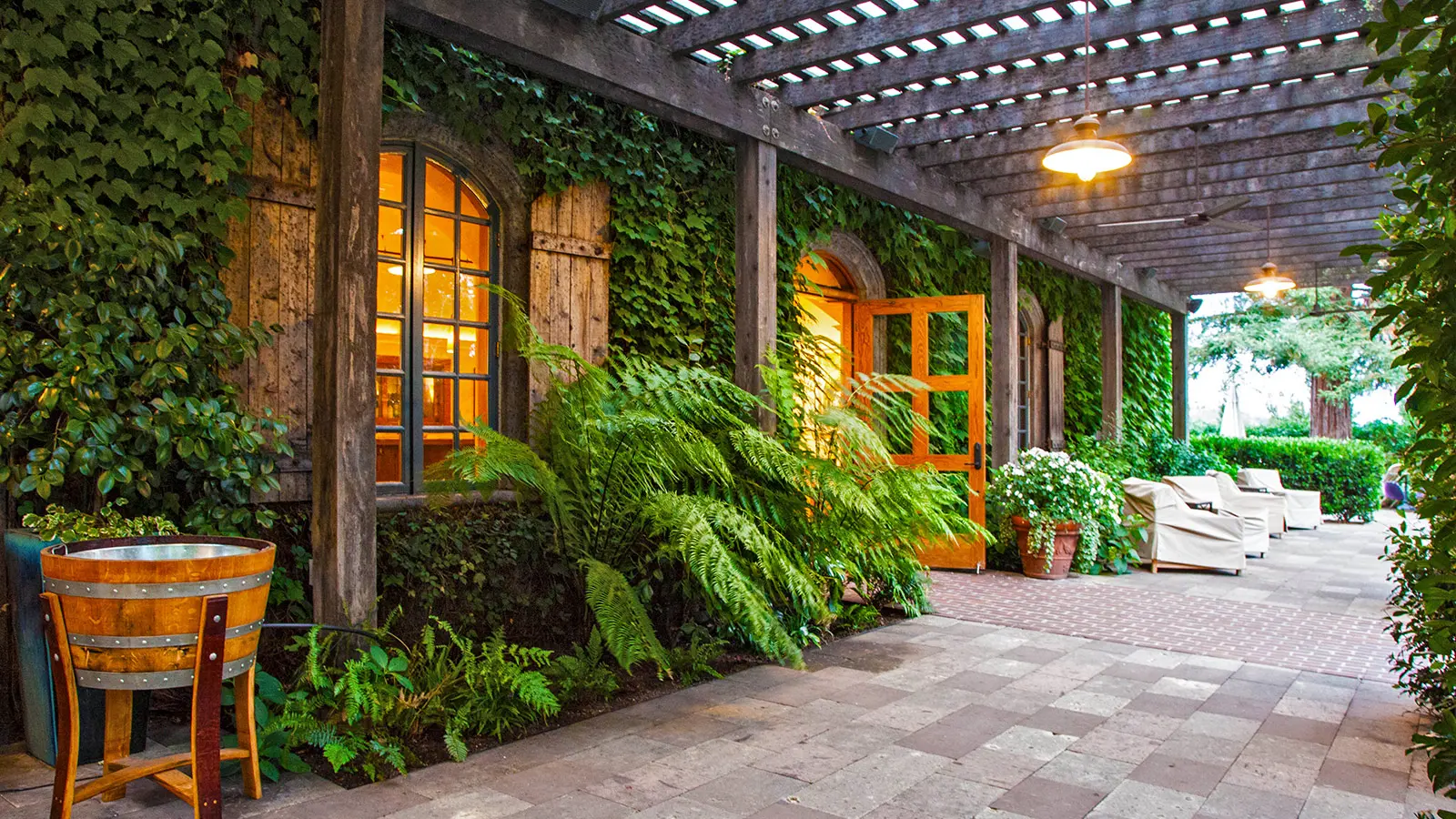 Meyer Sound Brings New Depth to the Caymus Tasting Room Experience