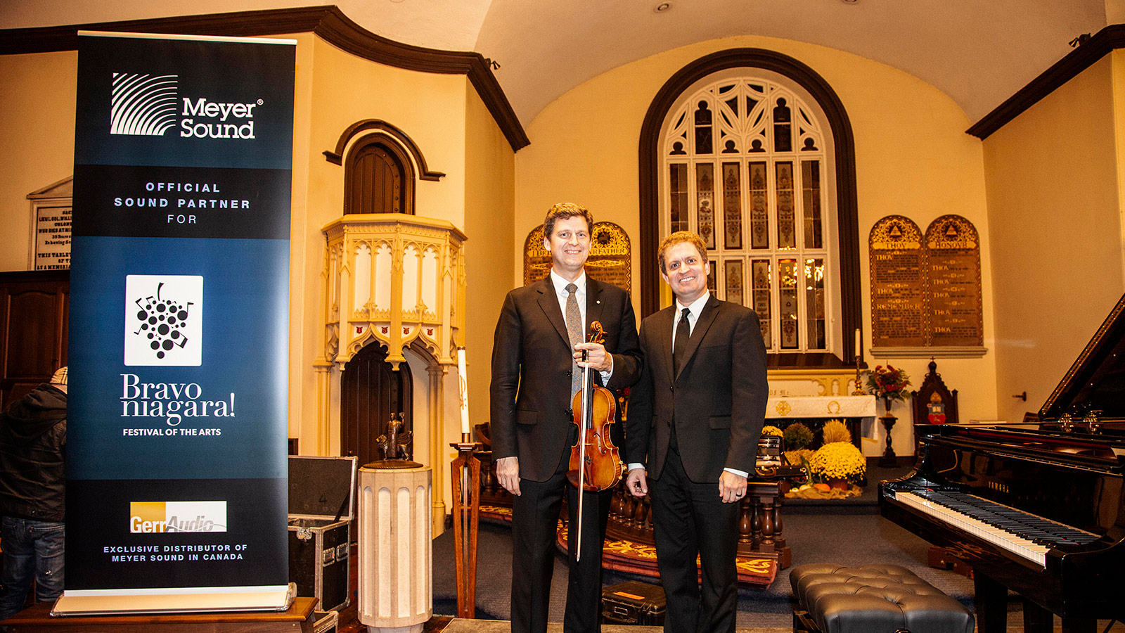 (L-R) Violinist James Ehnes and Pianist Andrew Armstrong