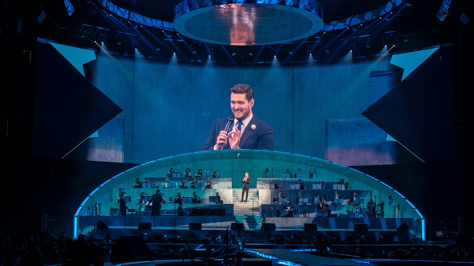 “An Evening with Michael Bublé” 2019 Tour