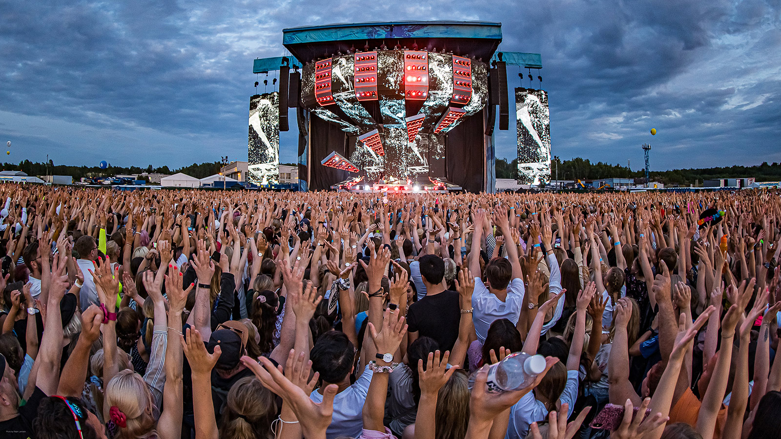 Ed Sheeran Sets New All-Time Touring Record with Support from Meyer Sound LEO Family