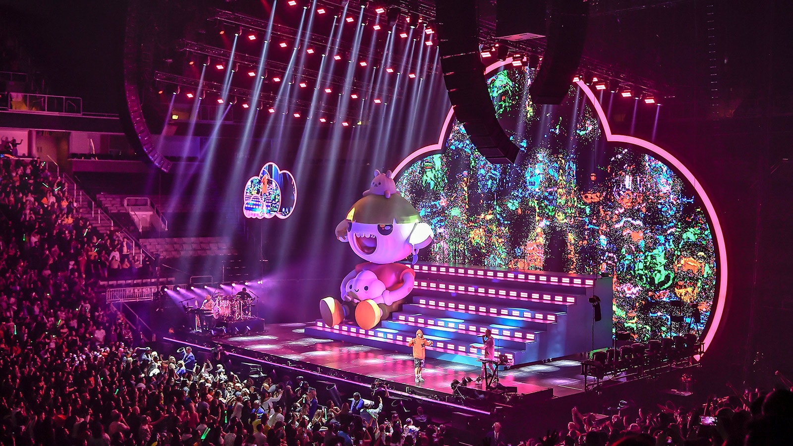 Meyer Sound LEO Family Propels J Balvin’s “Arcoiris Tour” Across North America