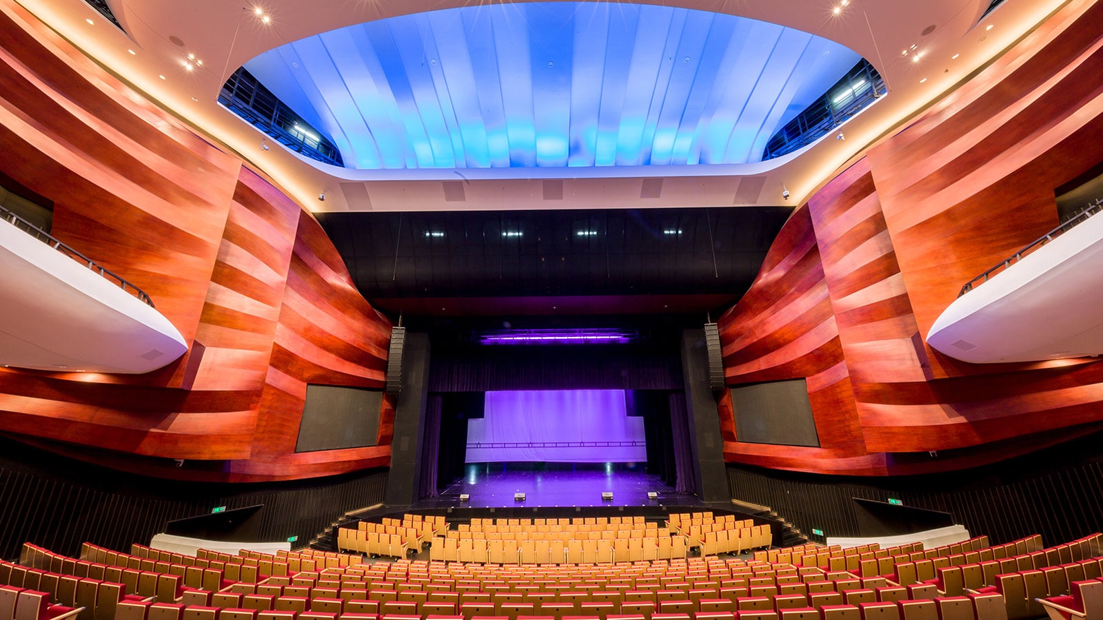 1,200-seat main theatre