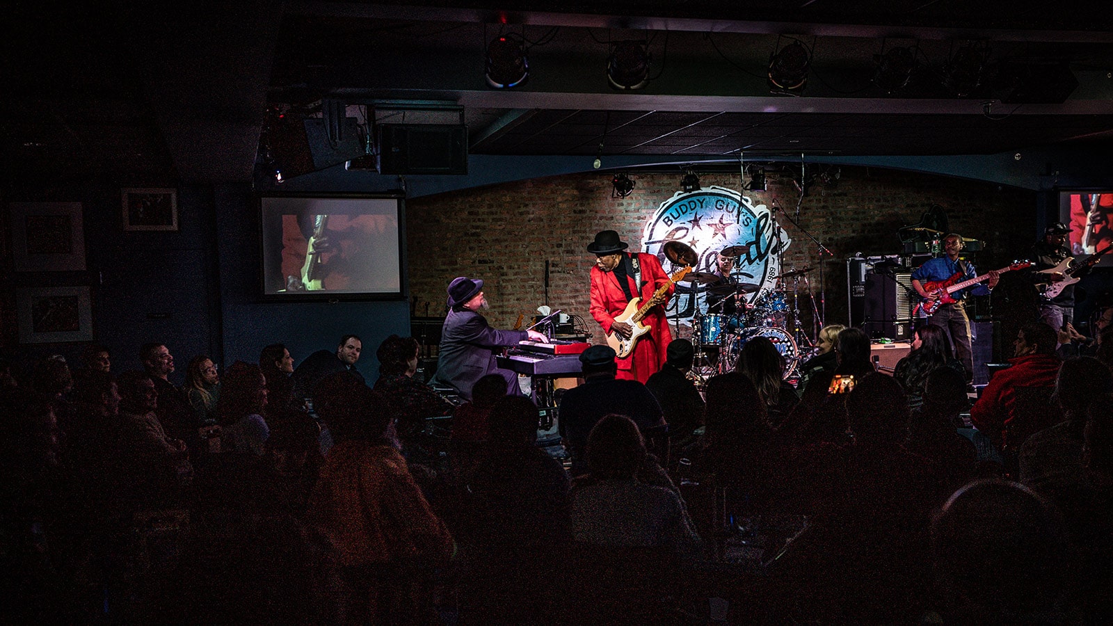 Meyer Sound System Debuts at Famed Buddy Guy’s Legends Club