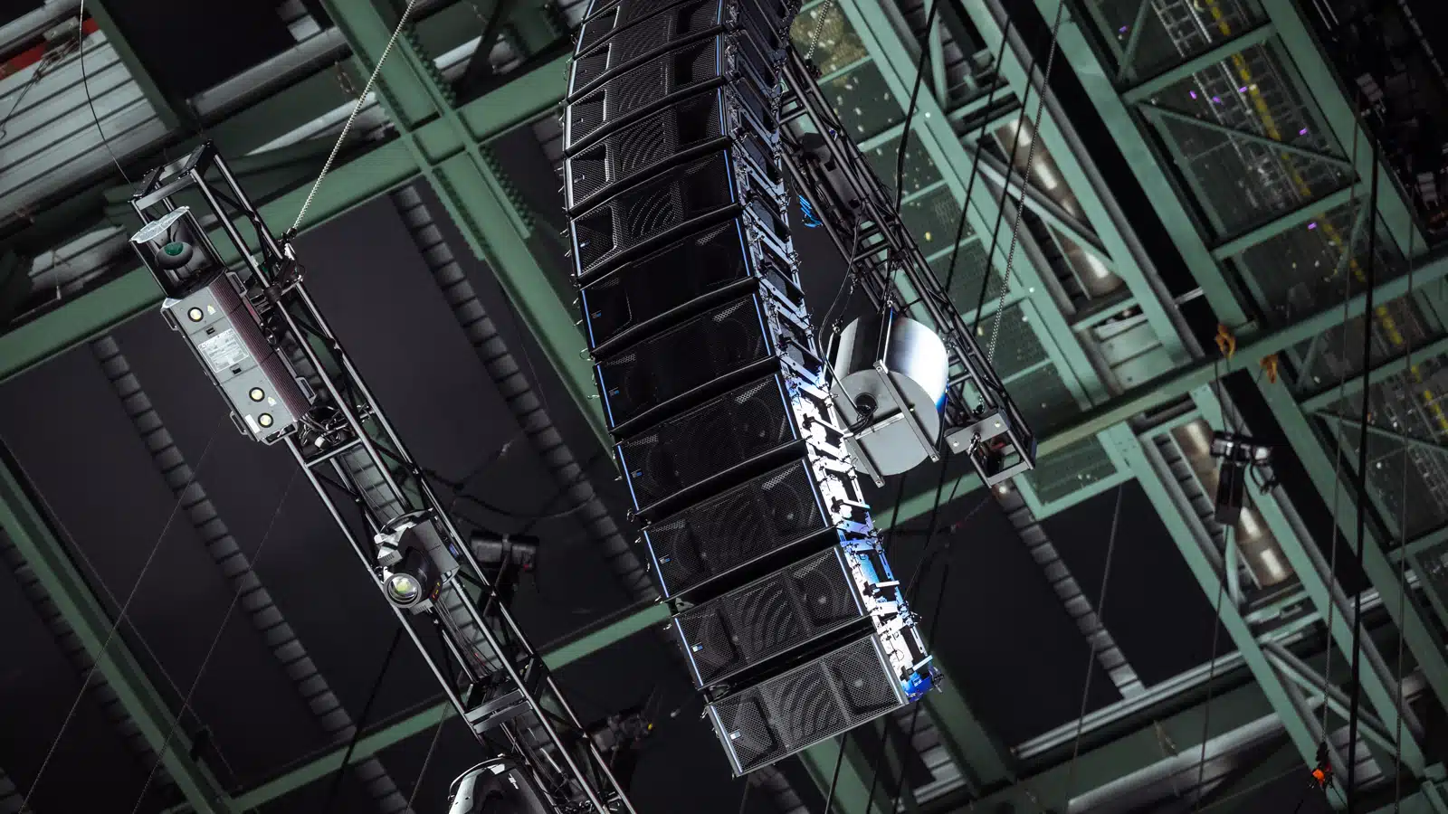 Meyer Sound PANTHER Goes Wild for NHL Games in Minnesota