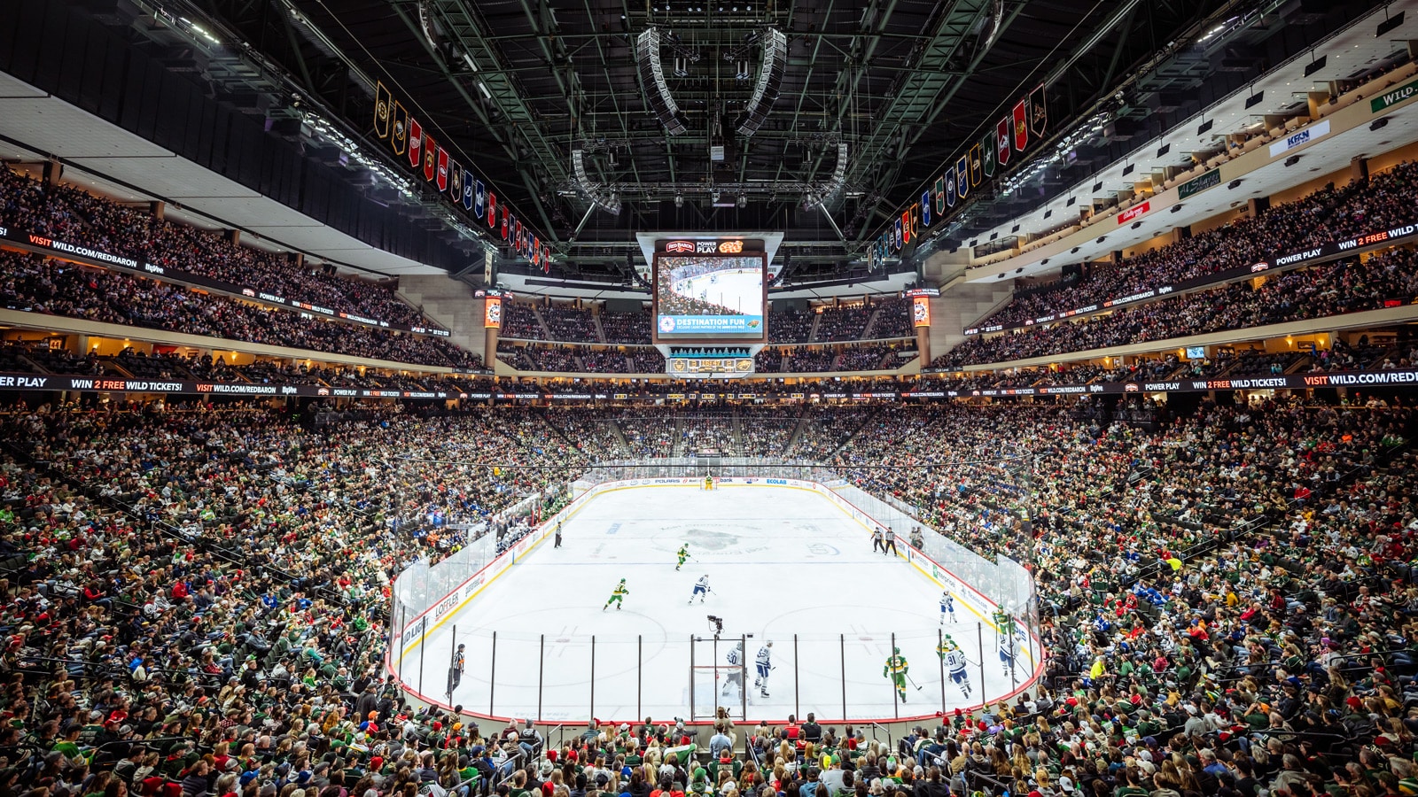 Meyer Sound PANTHER Goes Wild for NHL Games in Minnesota