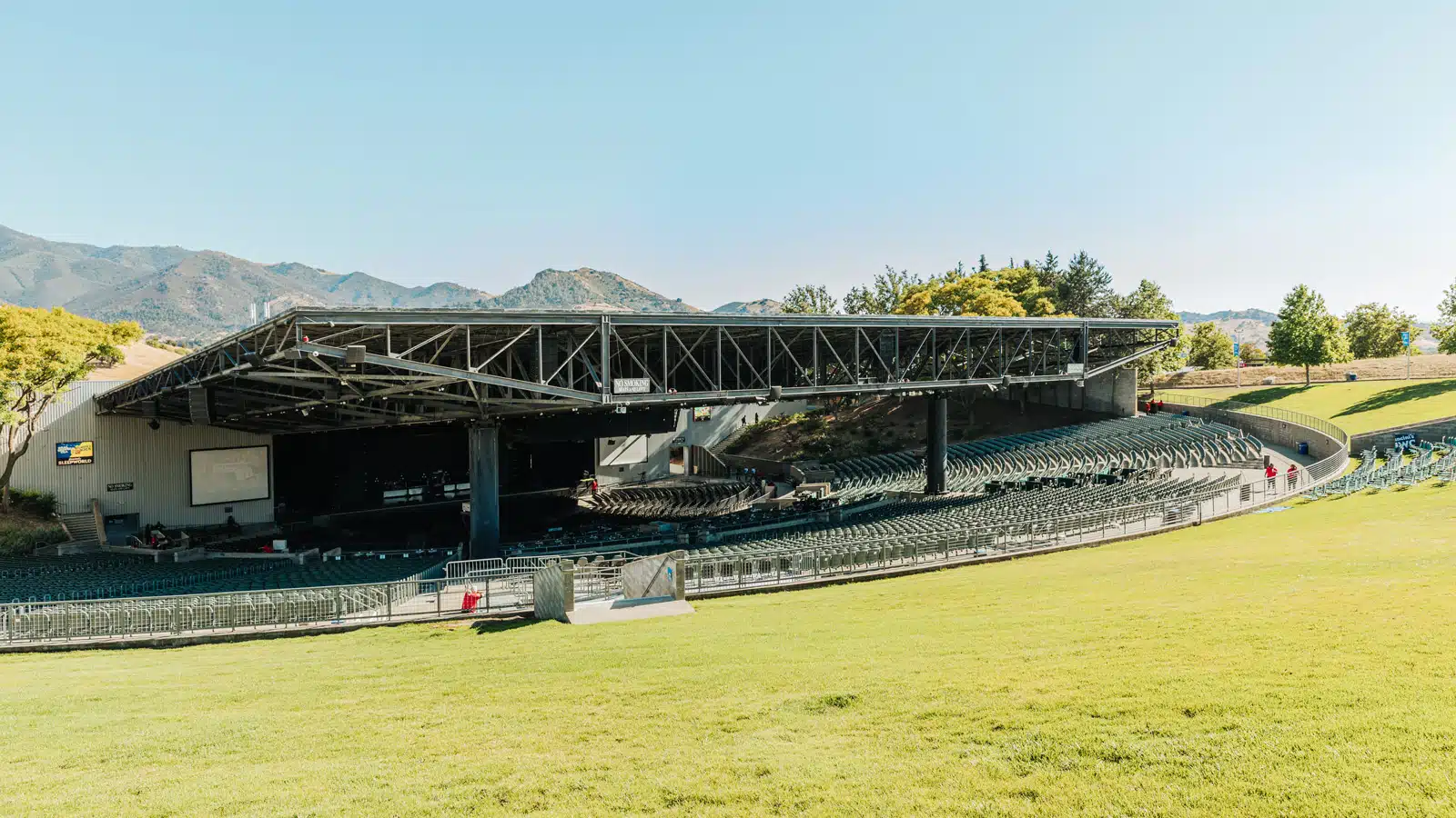 Meyer Sound PANTHER Delivers a Sizzling Show for TLC and Shaggy’s Hot Summer Nights Tour