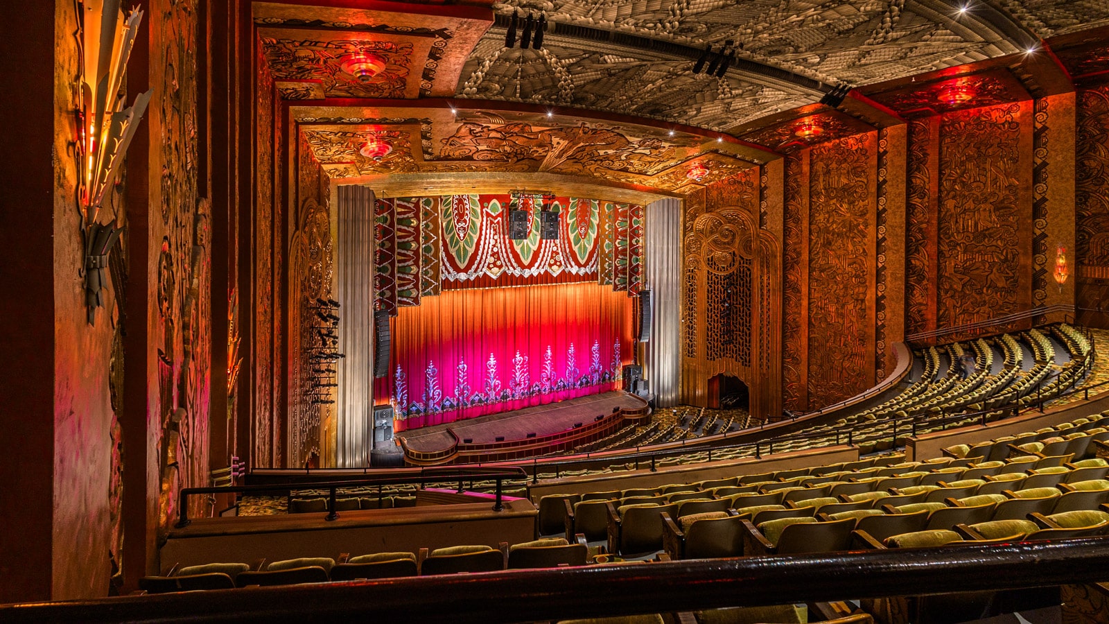 Meyer Sound Ushers Oakland’s Paramount Theatre into a Second Century of Audience Excitement