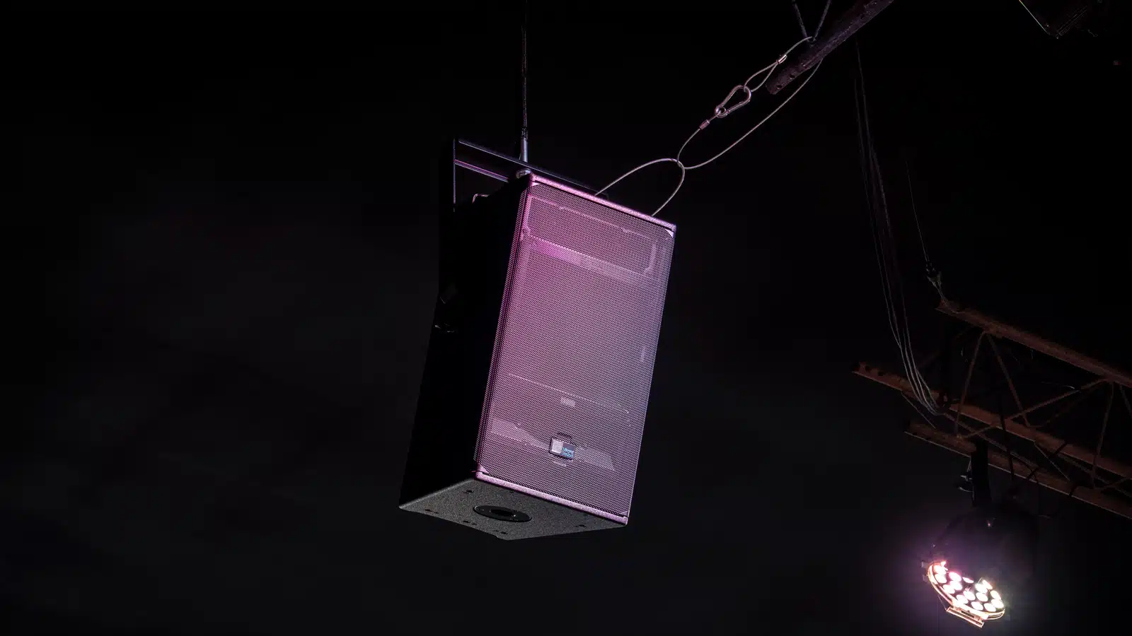 Meyer Sound Elevates Worship Clarity and Impact<br>at Victory Christian Fellowship in Delaware